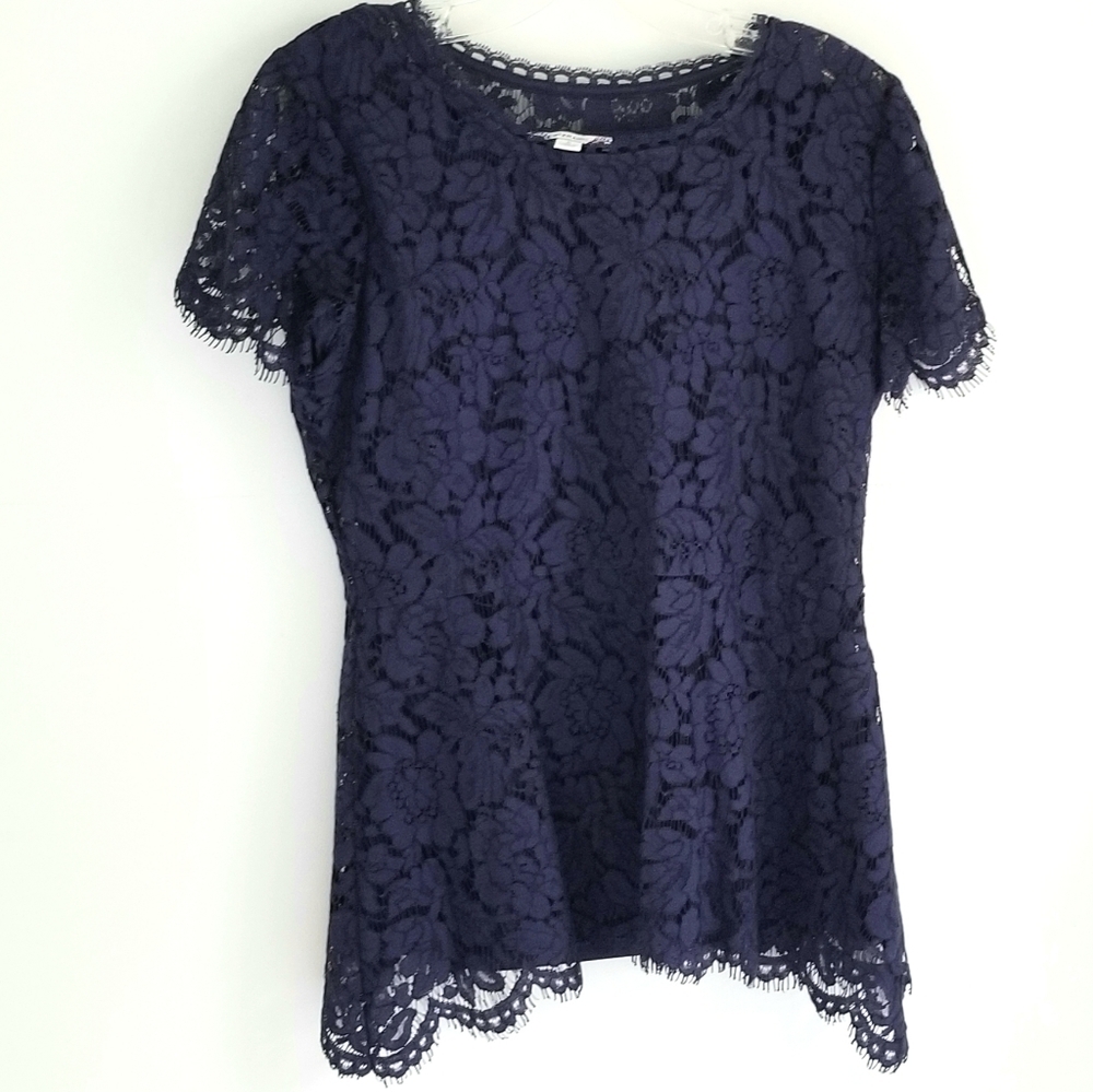 Isaac Mizrahi navy lace top